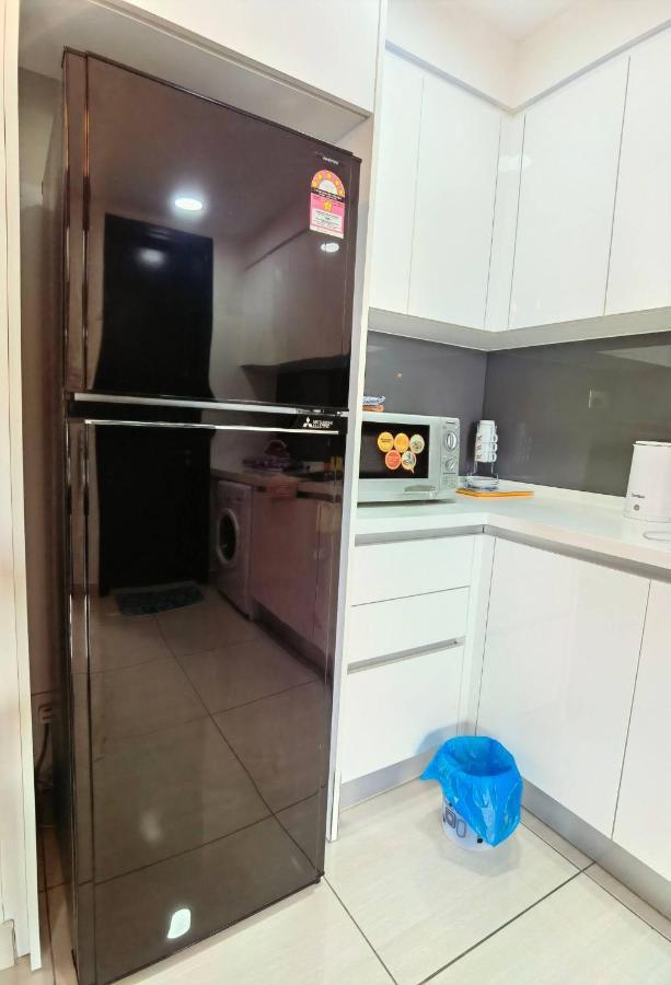 1519 Almas Suites Seaview Sunrise Netflix By Stay Nusajaya  Exterior photo
