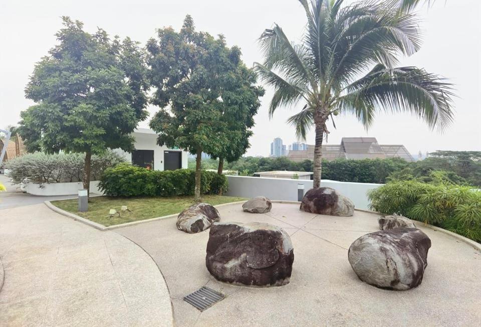 1519 Almas Suites Seaview Sunrise Netflix By Stay Nusajaya  Exterior photo